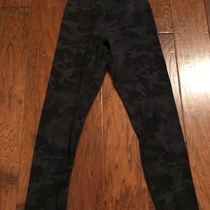 Lululemon Align Leggings - Size 6